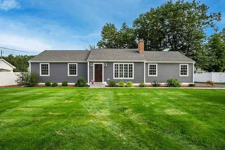 MLS#:73043621 Westfield, 6 Westwood Drive, MA, home for sale Photo 1
