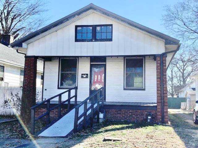 817 Monroe Avenue Evansville, IN 47713