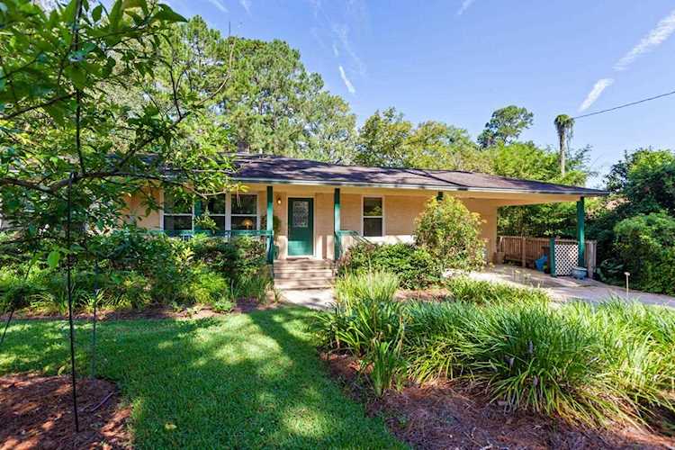 2002 W Randolph Circle Tallahassee, FL 32308