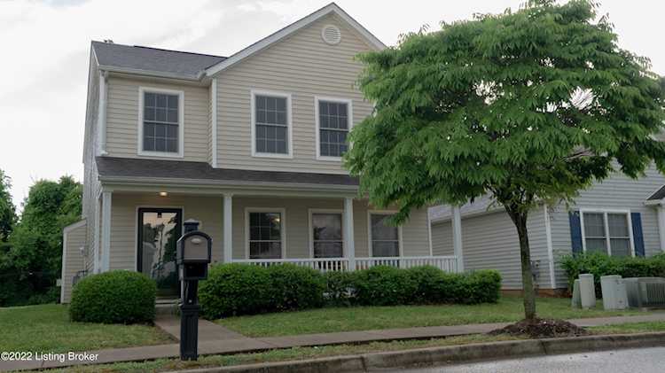 6006 Bay Harbor Dr Louisville, KY 40228 | MLS 1614109 Photo 1