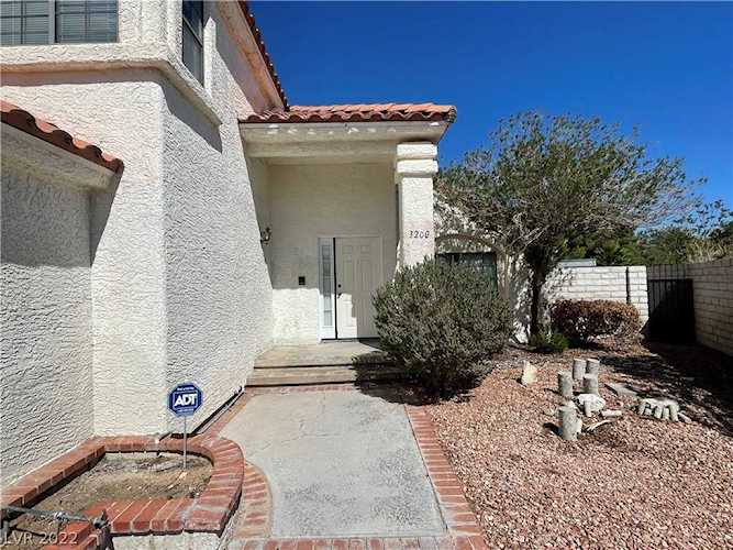 3200 Marina Port Circle Las Vegas, NV 89117