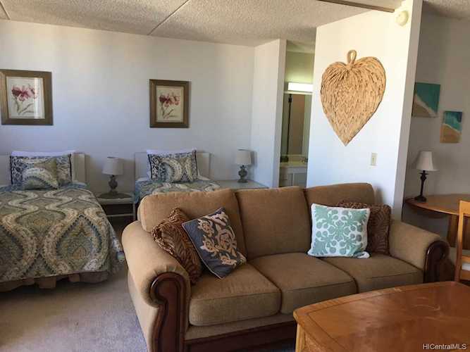 2240 Kuhio Avenue #2013 Honolulu, HI 96815