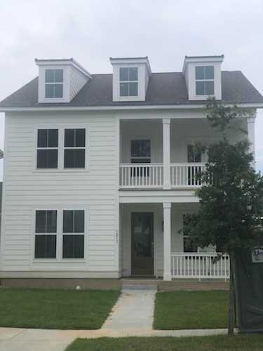 3 Oak Bluff Ave Charleston, SC 29492