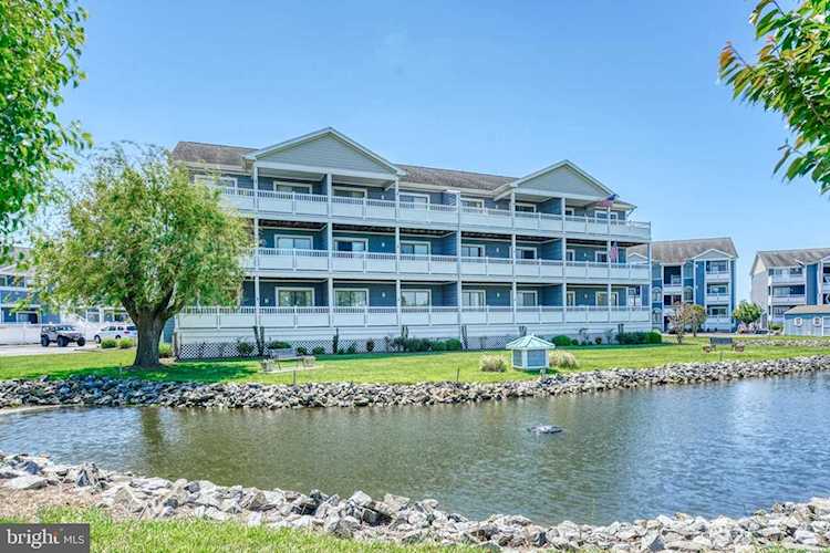 201 S Heron Dr #D5 Ocean City MD is a condo for sale | BEACHLIFE | Harbour Club Photo 1