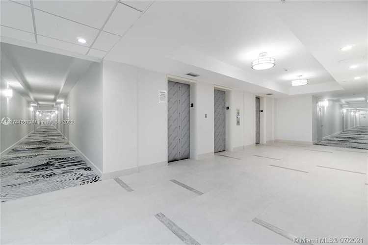 3001 S Ocean Dr #1235 Hollywood, FL 33019