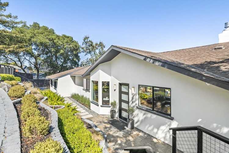35 Oak View Drive San Rafael, CA 94903 | MLS 322089623 Photo 1