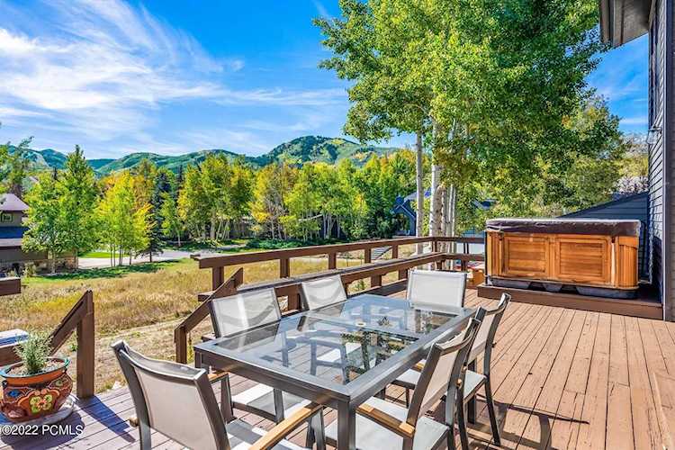 3200 Crestline Dr Park City, UT 84060
