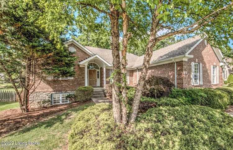 5325 Pavilion Way Louisville, KY 40291