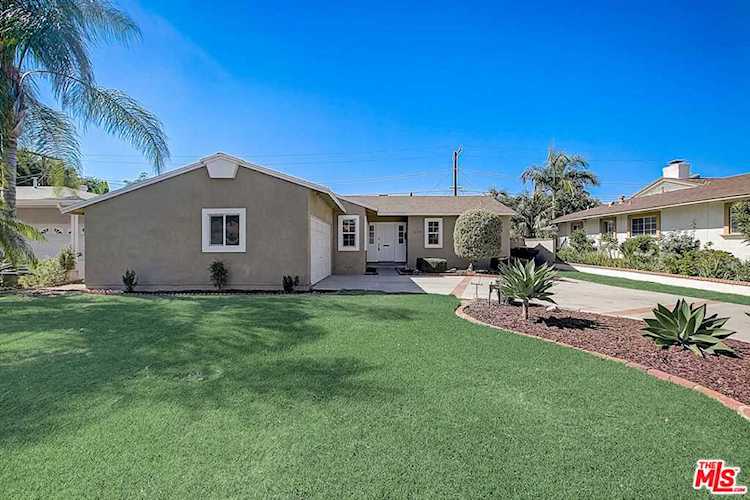 1213 E Adele St Anaheim, CA 92805