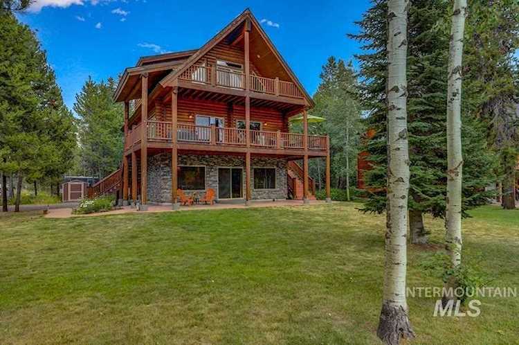 233 Angus Lane Donnelly, ID 83615 | MLS 98854569 Photo 1