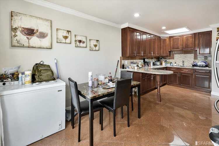 1151 Hollister Avenue San Francisco, CA 94124
