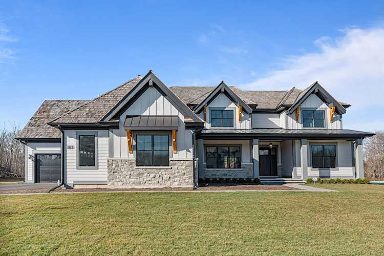 303 Briarwood Ln Lincolnshire, IL 60069