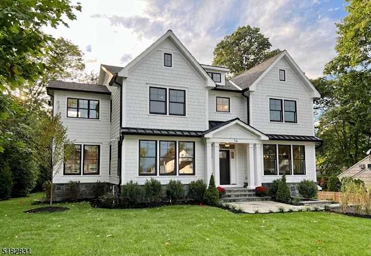14 Windsor Rd Summit, NJ 07901