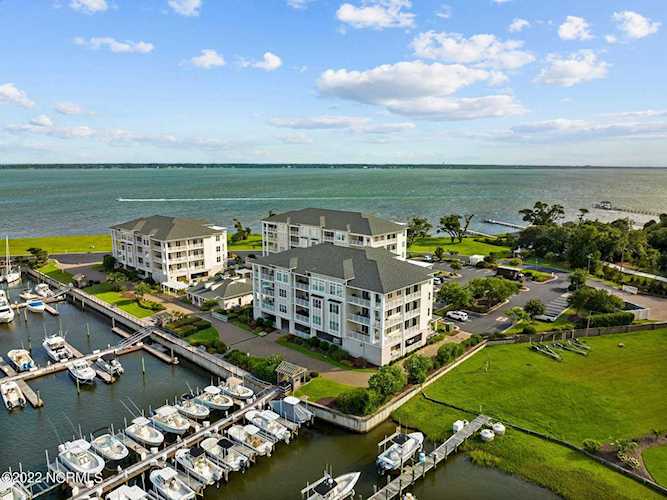 150 Lands End Morehead City, NC 28557