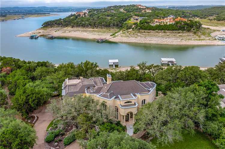 19801 Angel Bay DR Spicewood, TX 78669