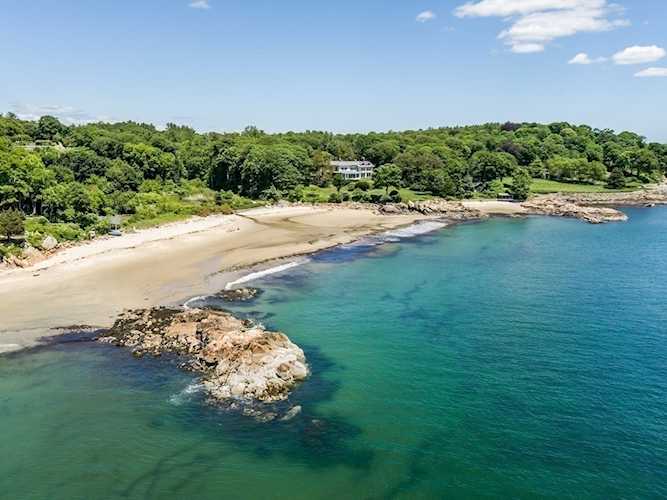 573 Hale St Beverly, MA 01965