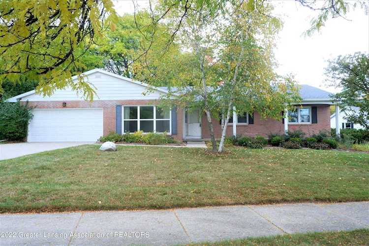 2978 Crestwood Dr East Lansing, MI 48823 | MLS 269105 Photo 1