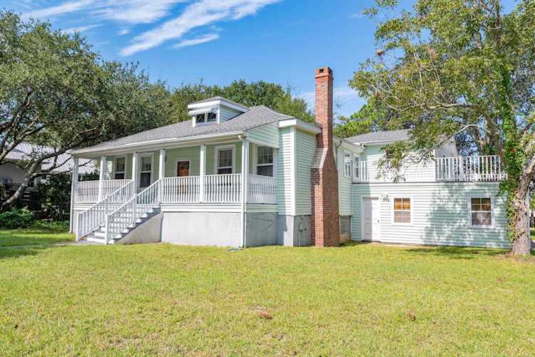 2630 Goldbug Ave Sullivans Island, SC 29482