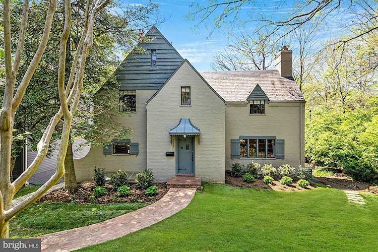 5820 Surrey St Chevy Chase, MD 20815 | MLS MDMC2071800 Photo 1