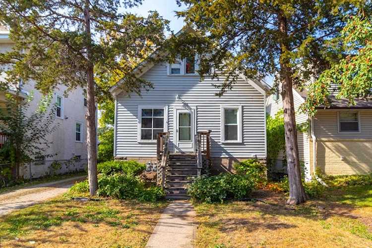 1095 18th Avenue SE Minneapolis, MN 55414