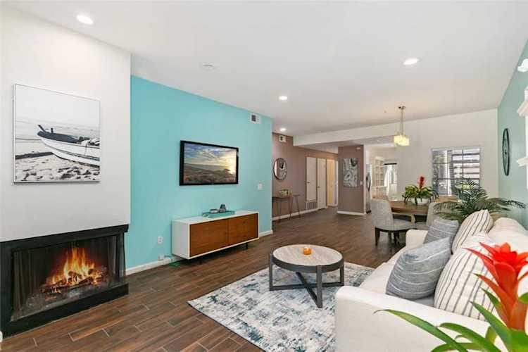 2526 W Macarthur Blvd #E Santa Ana, CA 92704