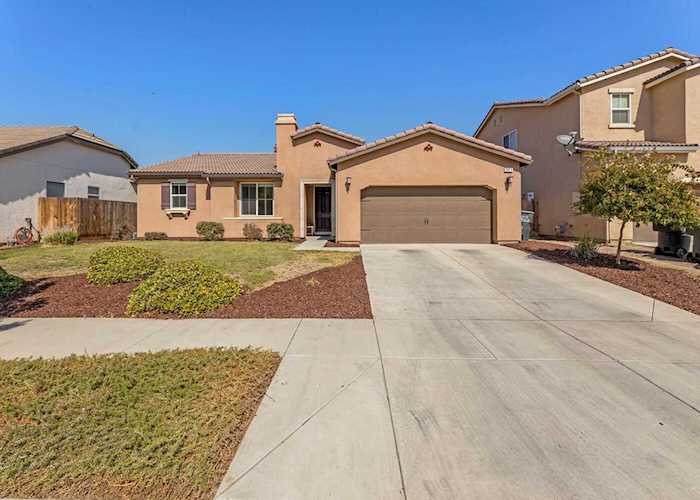 2614 W Connelly Ave Visalia, CA 93291 | MLS 220463 Photo 1