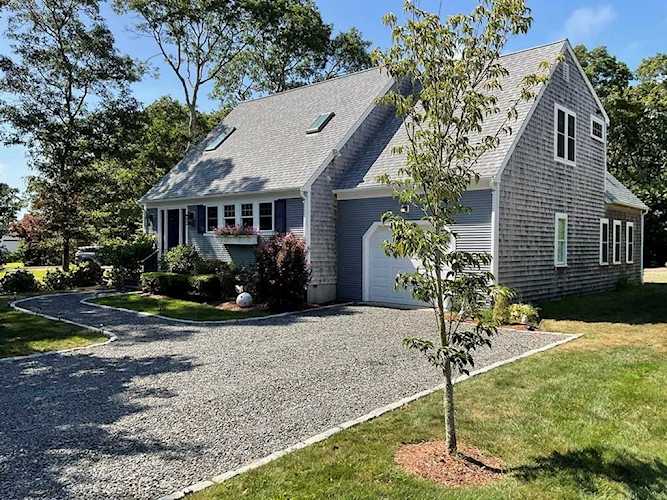 Davisville Falmouth, 37 Seashell Ln, MA, home for sale, MLS#:73020606 Photo 1