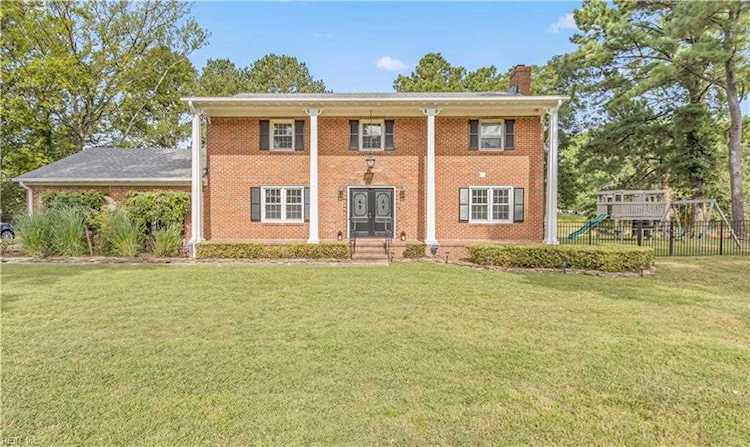 4012 Sherwood Ln Virginia Beach, VA 23455