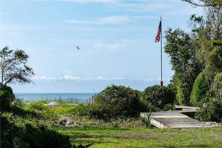 5 Alder Ln Hilton Head Island, SC 29928