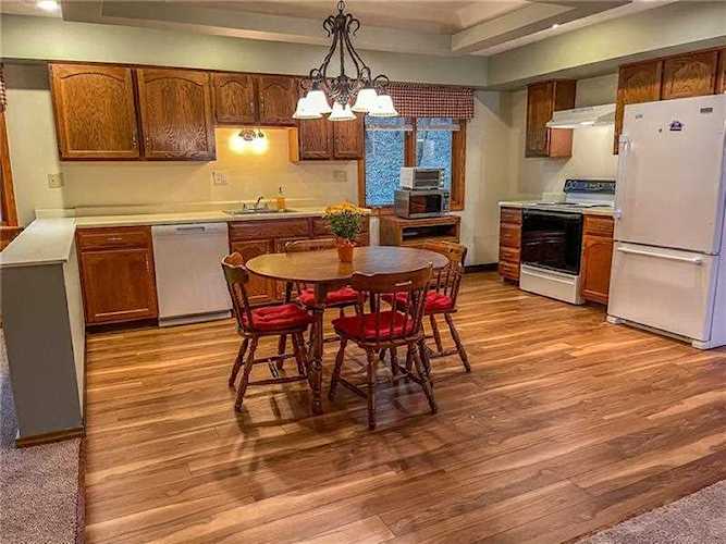 3164 Babcock Blvd Carriage House Loft, Pittsburgh, PA 15237 | Tarasa Hurley Realty Photo 1