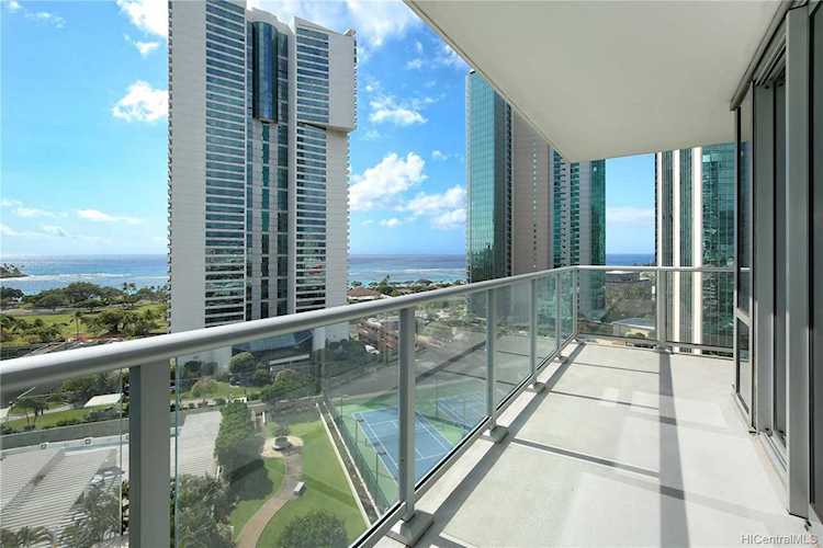 1189 Waimanu Street #1501 Honolulu, HI 96814