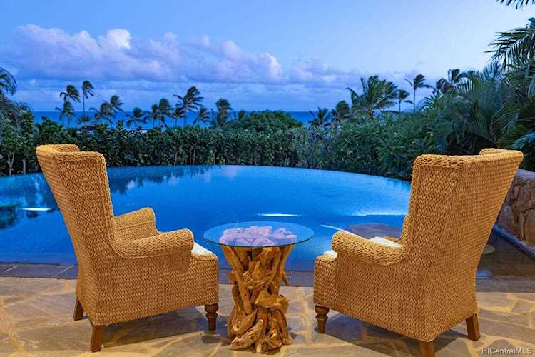 232 Palaoa Place Honolulu, HI 96816