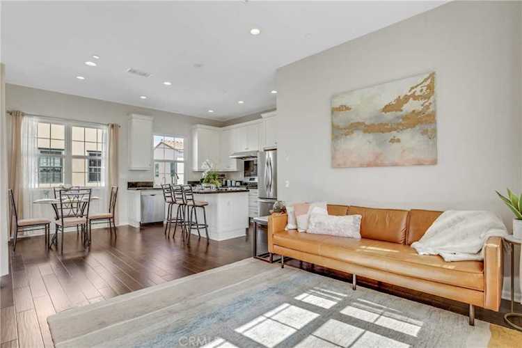 180 Firefly Irvine, CA 92618 | MLS OC22211744 Photo 1