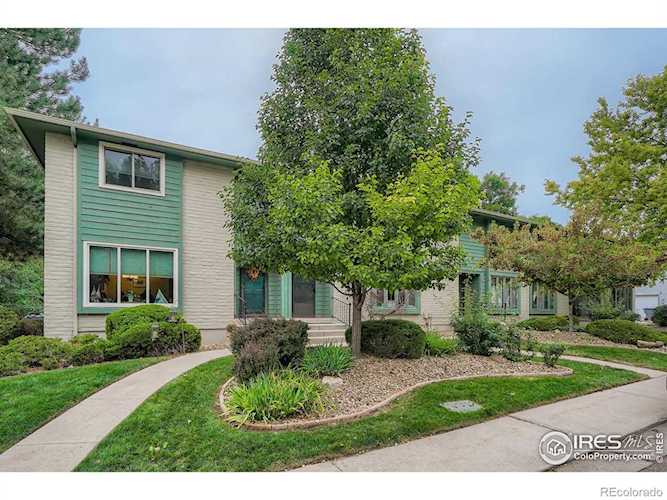 2103 Meadow Ct Longmont, CO 80501 condo for sale, MLS#IR975344 Photo 1