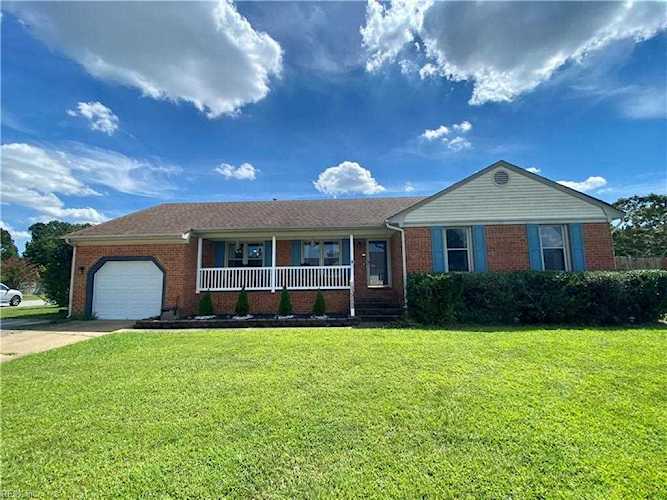 3232 White Cedar Dr Chesapeake, VA 23323