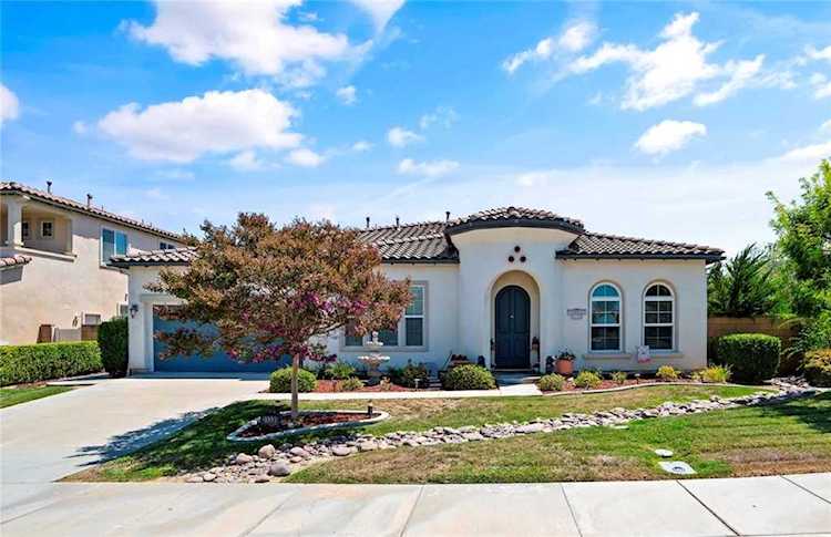 31335 Bluebeech Ct Temecula, CA 92592