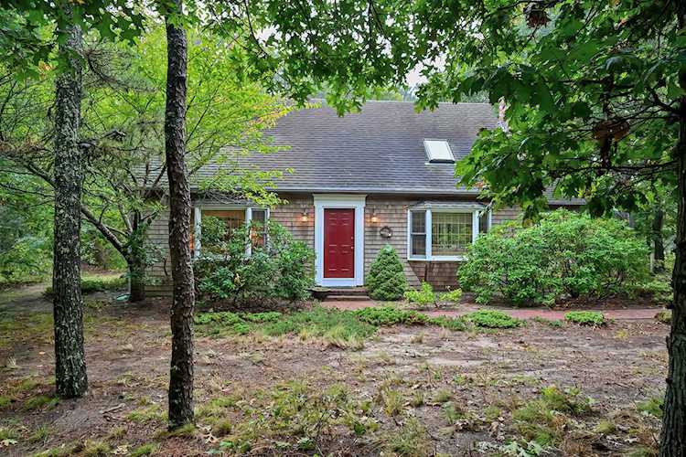 60 Grove Road Eastham, MA 02642