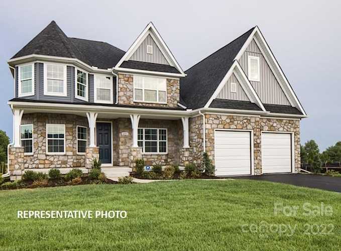 6141 Sandy Point Ln Belmont, NC 28012