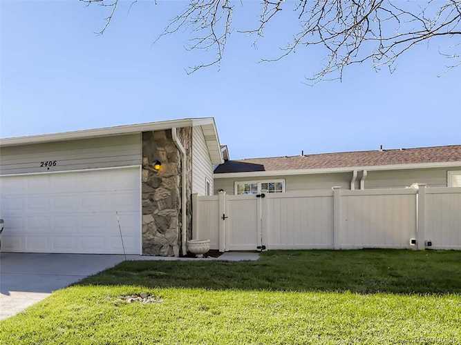 2406 S Vaughn Way #B Aurora, CO 80014 | MLS® 1691066 Photo 1
