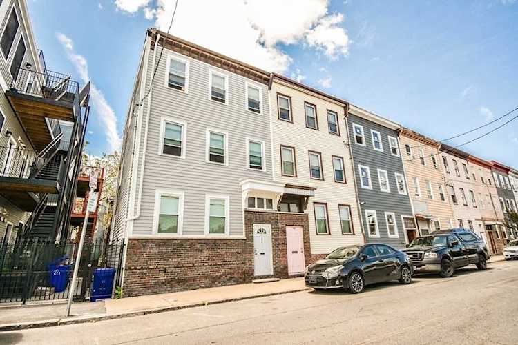 102 Bremen St in Boston, MA - Century 21 New England Photo 1