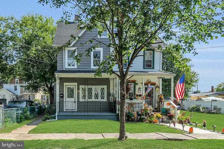 610 5th St W in Palmyra, NJ Photo 1