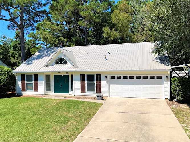 26 Neptune Drive Mary Esther, FL 32569