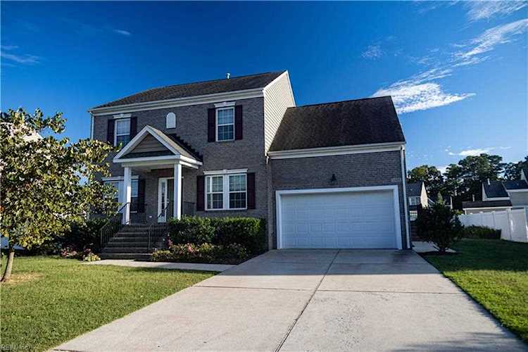 1409 Kemp Bridge Dr Chesapeake, VA 23320 home for sale, MLS#10458664 - Crescas Real Estate Photo 1