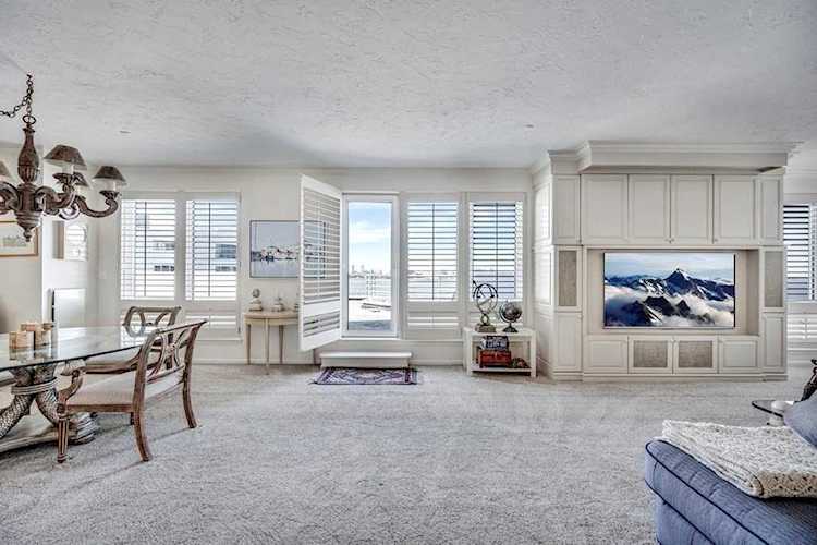 1001 Marina Dr #801 Quincy, MA 02171