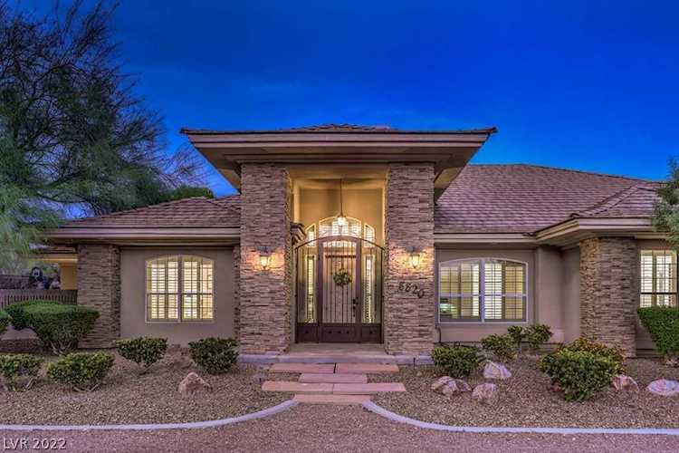 8820 Maverick St Las Vegas, NV 89131