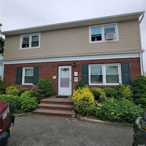 34 Lexington Avenue Westbury, NY 11590