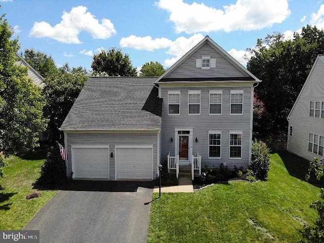 12573 Garry Glen Dr Bristow, VA 20136 | MLS VAPW2035848 Photo 1