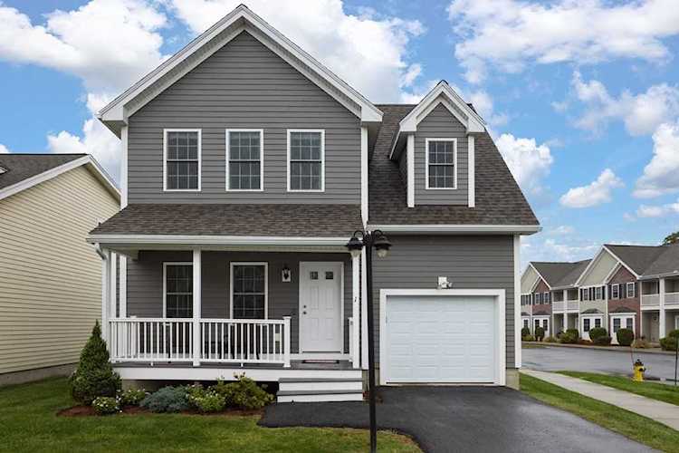 1 Denworth Bell Cir #1 in Haverhill, MA - Century 21 New England Photo 1