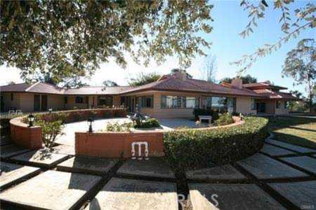 682 Deodar Ln Bradbury, CA 91008