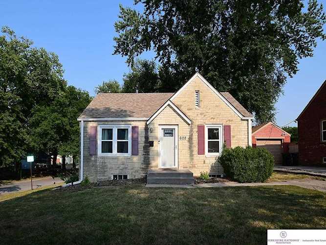 602 S 40th St Lincoln, NE 68510 | MLS 22222043 Photo 1